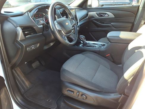 Certified 2023 Chevrolet Traverse LT image 17
