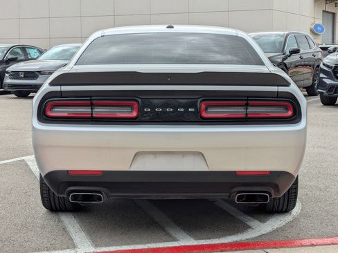 Used 2023 Dodge Challenger R/T image 5