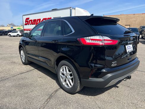 Used 2024 Ford Edge SEL w/ Convenience Package AWD/4WD image 6