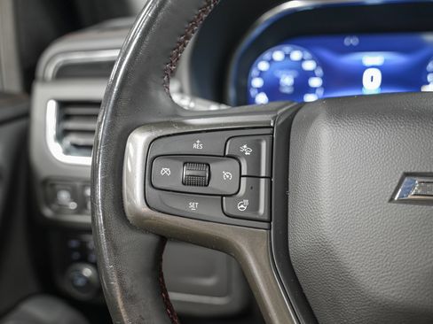 Used 2024 Chevrolet Suburban RST w/ Luxury Package AWD/4WD image 19