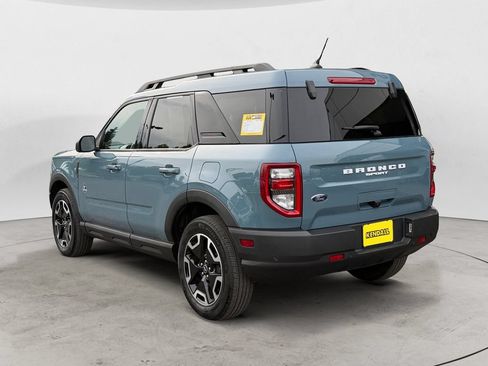 Certified 2023 Ford Bronco Sport Outer Banks w/ Tech Package AWD/4WD image 3