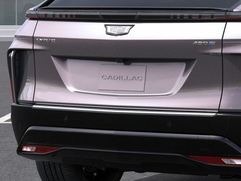 New 2026 Cadillac Lyriq Luxury RWD image 14