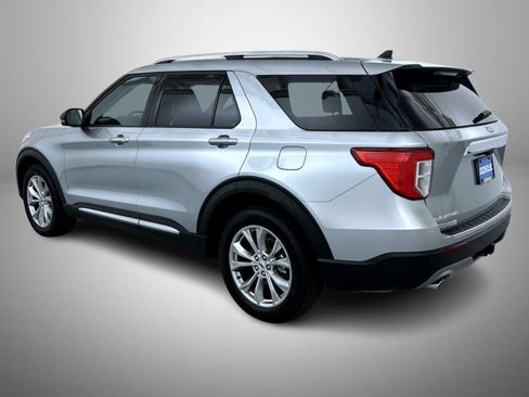 Used 2024 Ford Explorer Limited w/ Equipment Group 301A AWD/4WD image 7