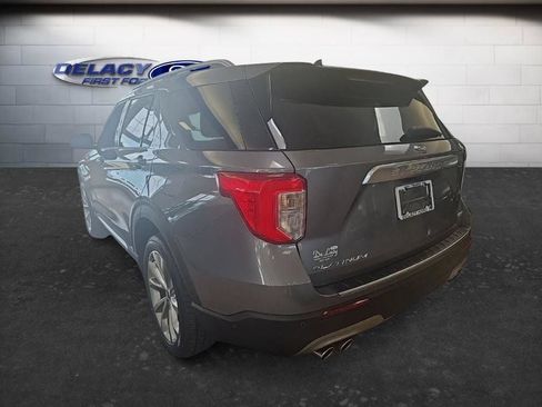 Used 2022 Ford Explorer Platinum w/ Equipment Group 601A AWD/4WD image 4