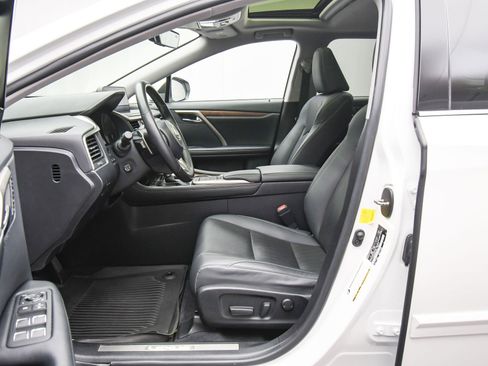 Used 2022 Lexus RX 350L Premium image 20