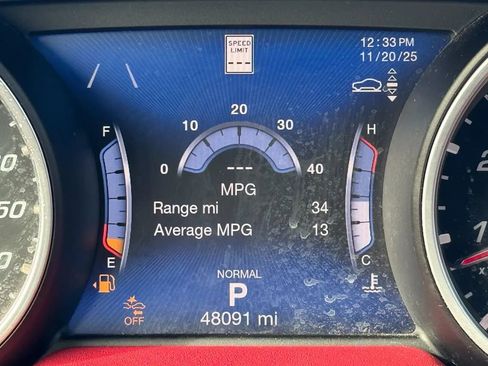 Used 2019 Maserati Levante GranLusso image 14