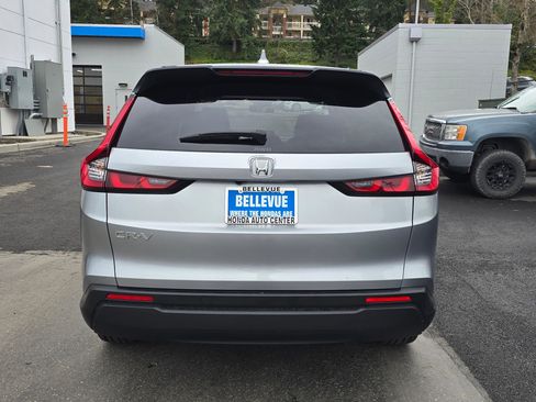 Certified 2025 Honda CR-V LX image 4