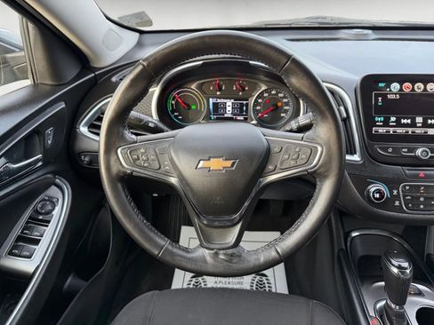 Used 2018 Chevrolet Malibu Hybrid w/ Driver Confidence Package image 12