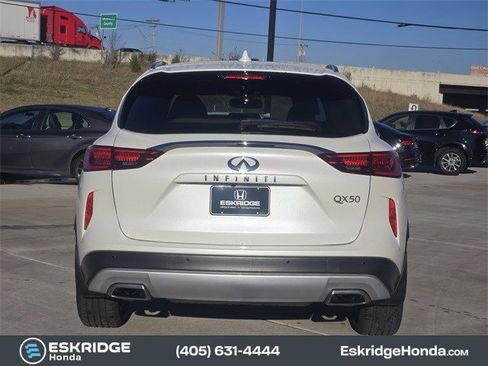 Used 2021 INFINITI QX50 Luxe image 6
