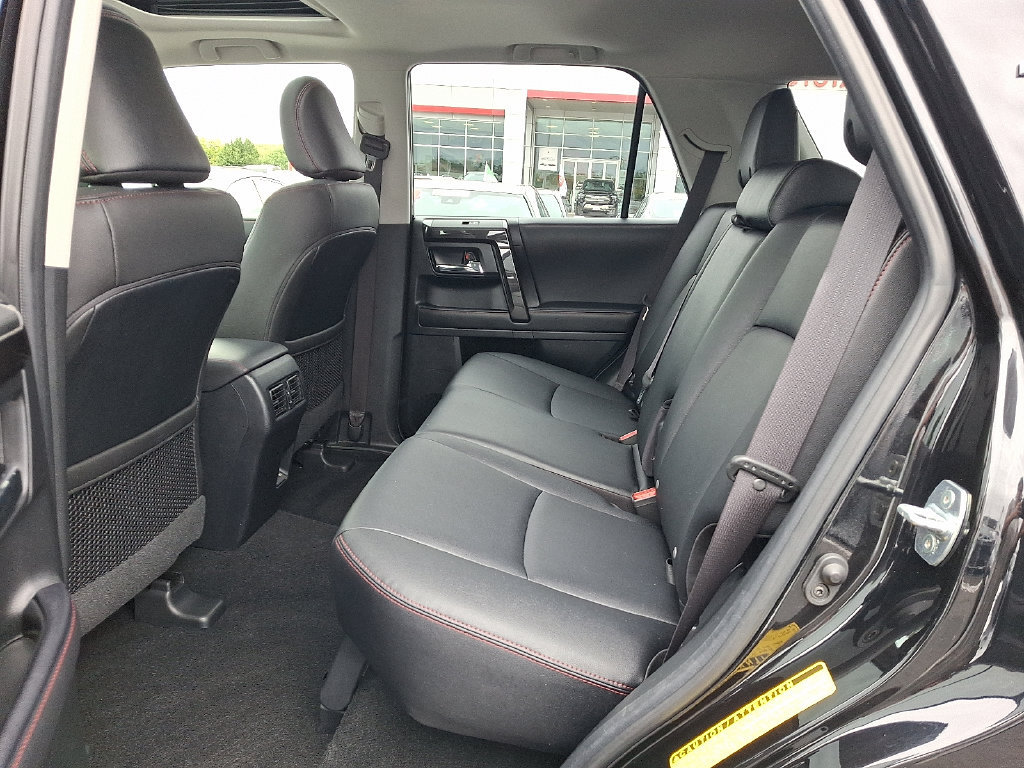 Used 2024 Toyota 4Runner TRD Off-Road Premium w/ Off Road Premium Plus Package AWD/4WD image 10