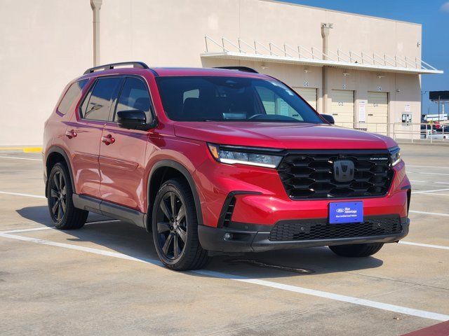 Used 2025 Honda Pilot Black Edition image 3