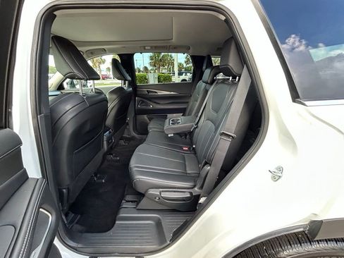Used 2025 INFINITI QX60 Luxe FWD image 59