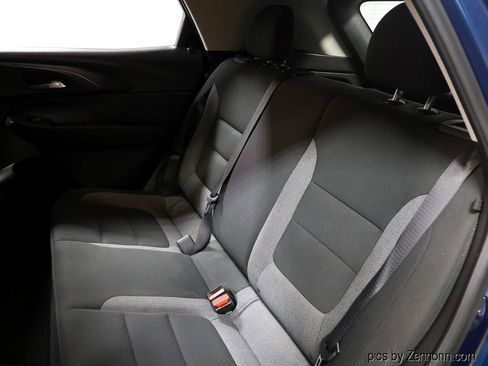 Used 2021 Chevrolet TrailBlazer LS FWD image 13