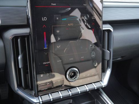 New 2026 GMC Acadia AT4 w/ Luxury Package AWD/4WD image 49