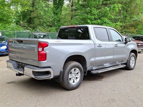 Used 2023 Chevrolet Silverado 1500 LT w/ Convenience Package II AWD/4WD image 8
