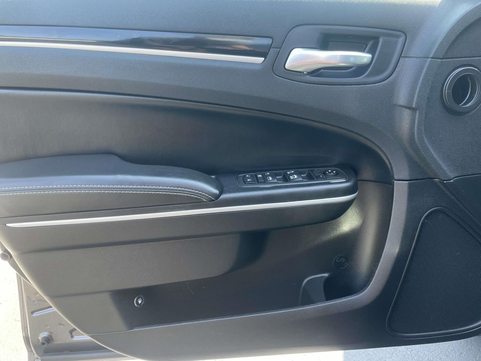 Used 2022 Chrysler 300 S RWD image 16