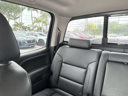 Used 2018 GMC Sierra 1500 SLT AWD/4WD image 17