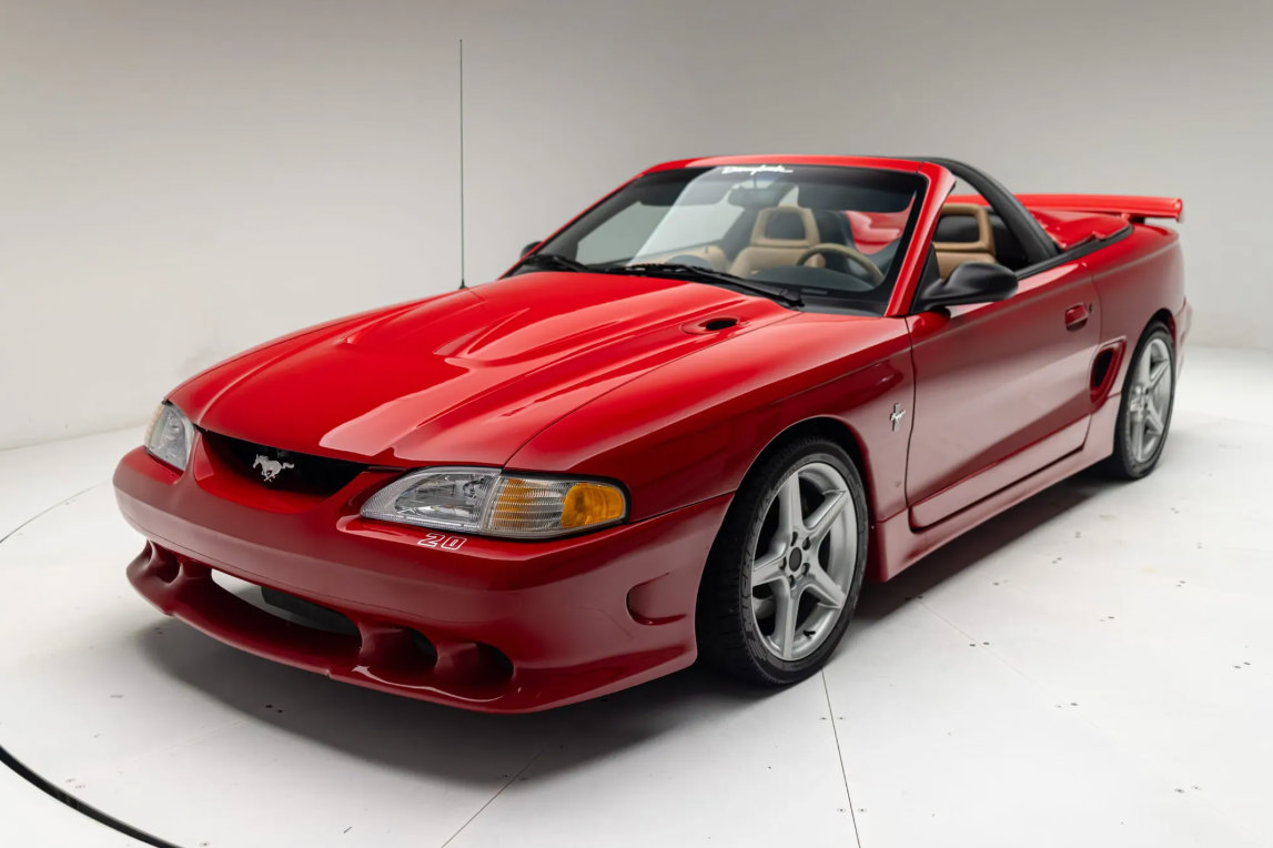 Used 1997 Ford Mustang Convertible RWD image 1