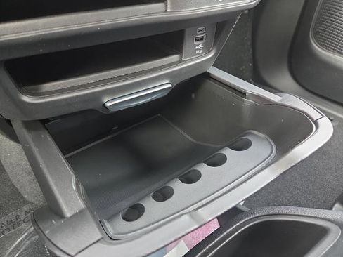 New 2026 Chrysler Pacifica Select image 28