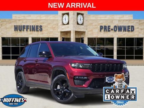 Used 2023 Jeep Grand Cherokee Limited w/ Luxury Tech Group II AWD/4WD image 1