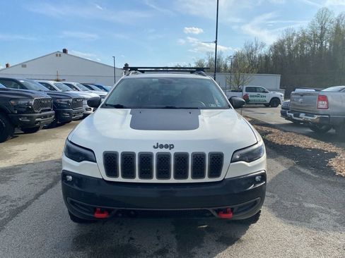 Used 2019 Jeep Cherokee Trailhawk image 5