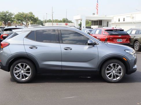 Certified 2022 Buick Encore GX Essence w/ Experience Buick Package FWD image 10