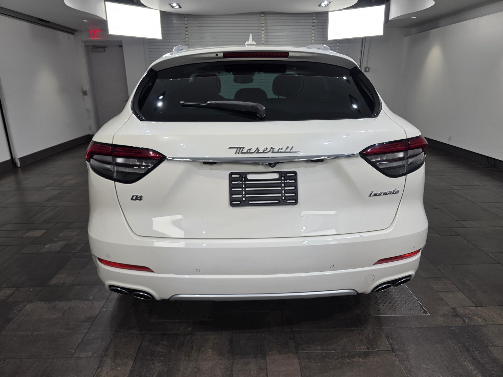 Used 2021 Maserati Levante GranLusso AWD/4WD image 5