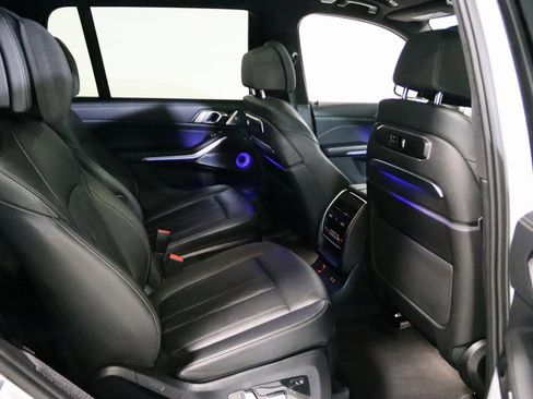 Used 2024 BMW X7 M60i image 74