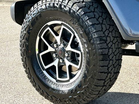 New 2026 Jeep Gladiator Rubicon image 11