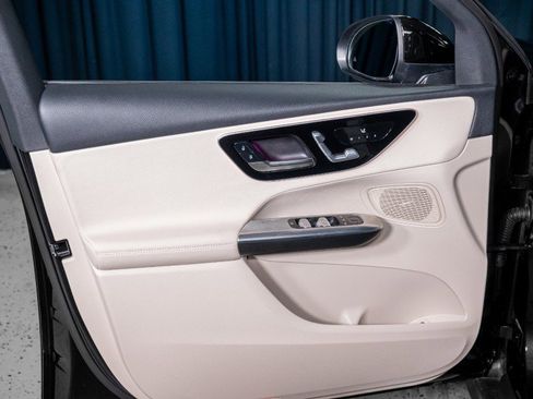 Certified 2026 Mercedes-Benz GLC 300 image 12