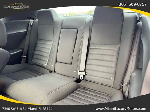 Used 2009 Dodge Challenger SE RWD image 25