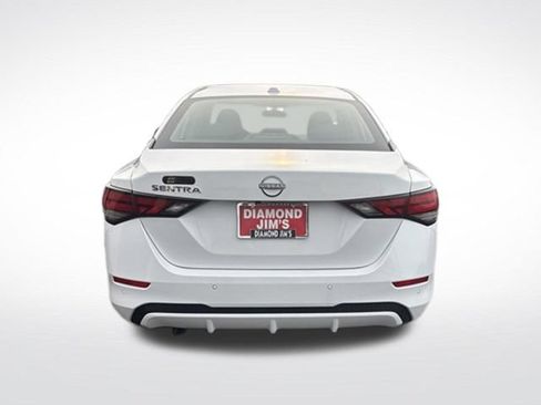 Used 2025 Nissan Sentra SV FWD image 6