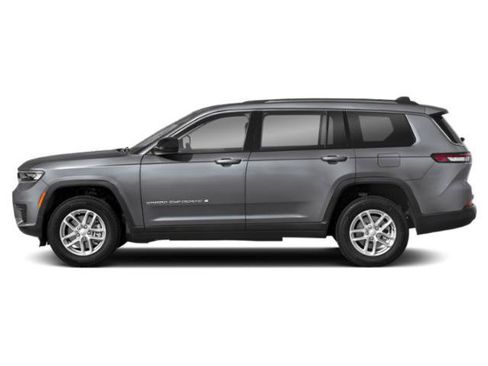 Used 2024 Jeep Grand Cherokee L Laredo AWD/4WD image 3