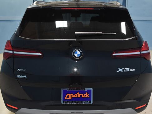 New 2026 BMW X3 xDrive30 w/ Premium Package image 23