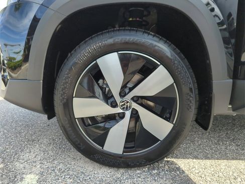 New 2025 Volkswagen Taos S image 42