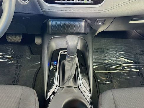 Used 2025 Toyota Corolla SE image 39