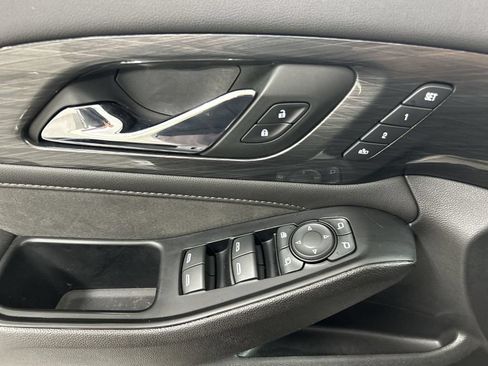 Certified 2023 Chevrolet Traverse High Country w/ LPO, Floor Liner Package AWD/4WD image 11
