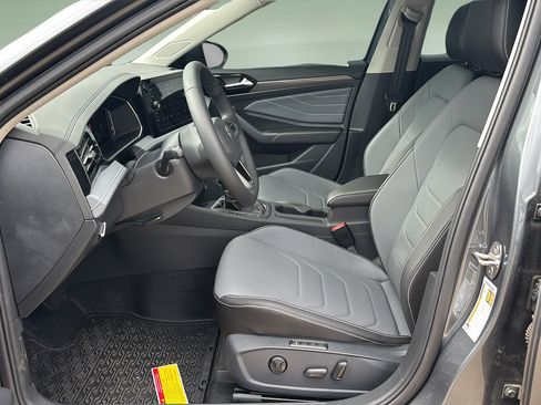 New 2026 Volkswagen Jetta SEL FWD image 21