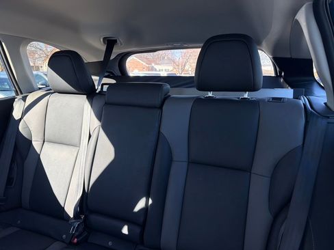 Used 2025 Subaru Outback Onyx Edition image 23