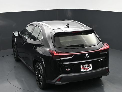 Used 2024 Lexus UX 250h FWD w/ Premium Package image 30