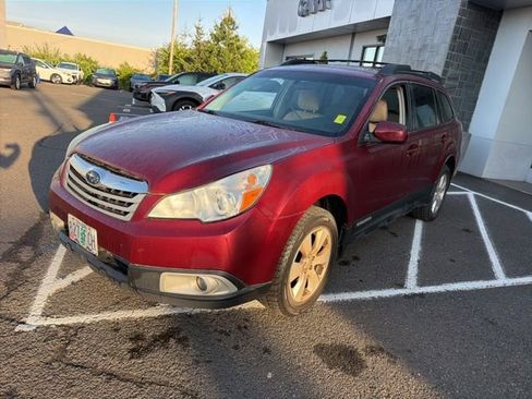 Used 2011 Subaru Outback 2.5i Premium w/ All-Weather Pkg AWD/4WD image 3