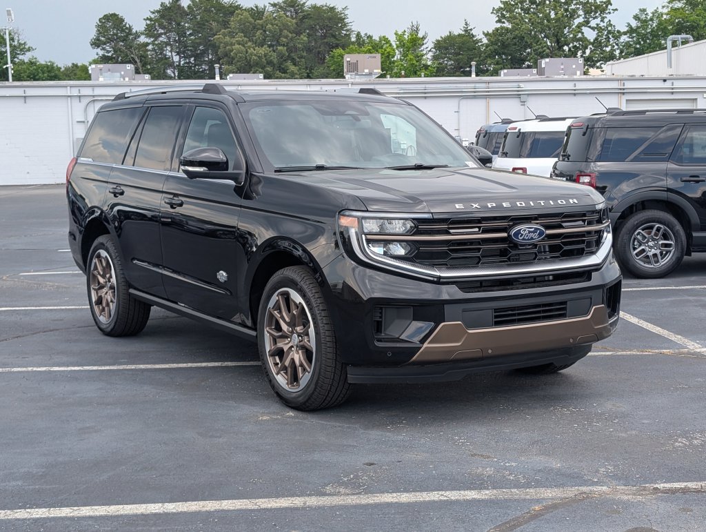New 2026 Ford Expedition King Ranch AWD/4WD image 2