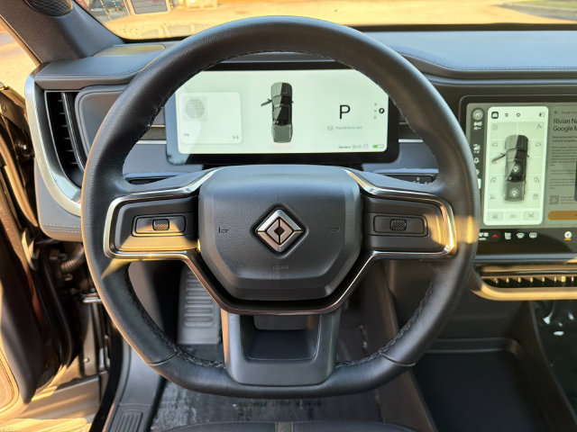 Used 2025 Rivian R1T Adventure Dual AWD/4WD image 26