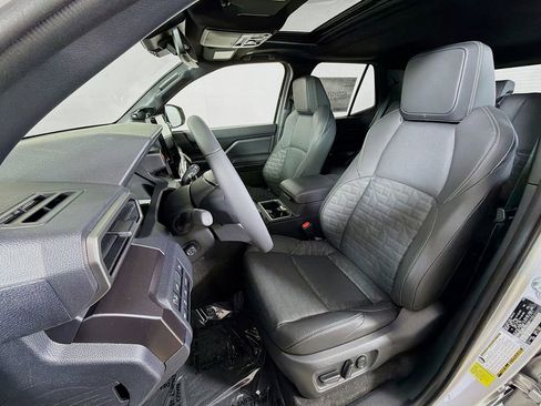 New 2026 Toyota 4Runner TRD Off-Road Premium AWD/4WD image 11