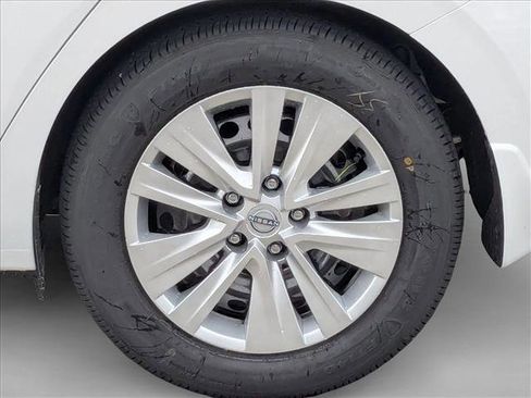 New 2025 Nissan Sentra S image 9