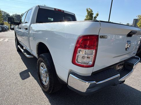 Used 2024 RAM 2500 Tradesman w/ Chrome Appearance Group AWD/4WD image 10