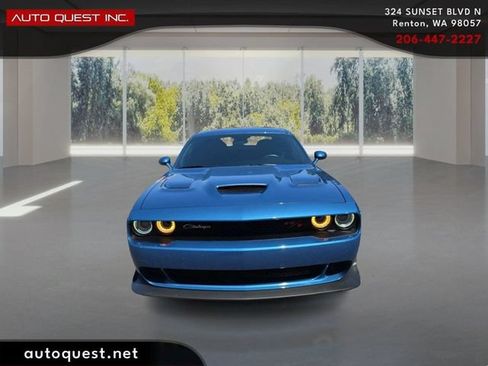 Used 2020 Dodge Challenger R/T Scat Pack RWD image 2