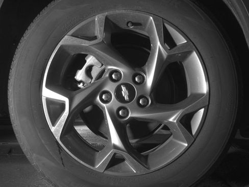 Used 2025 Chevrolet Trax LT FWD image 15
