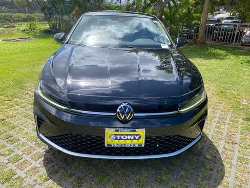 New 2026 Volkswagen Jetta SE FWD image 2