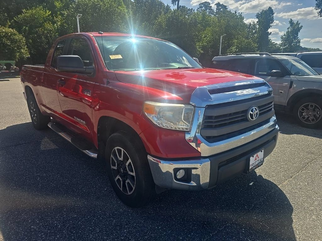 Used 2015 Toyota Tundra SR5 w/ TRD Off Road Package AWD/4WD image 3